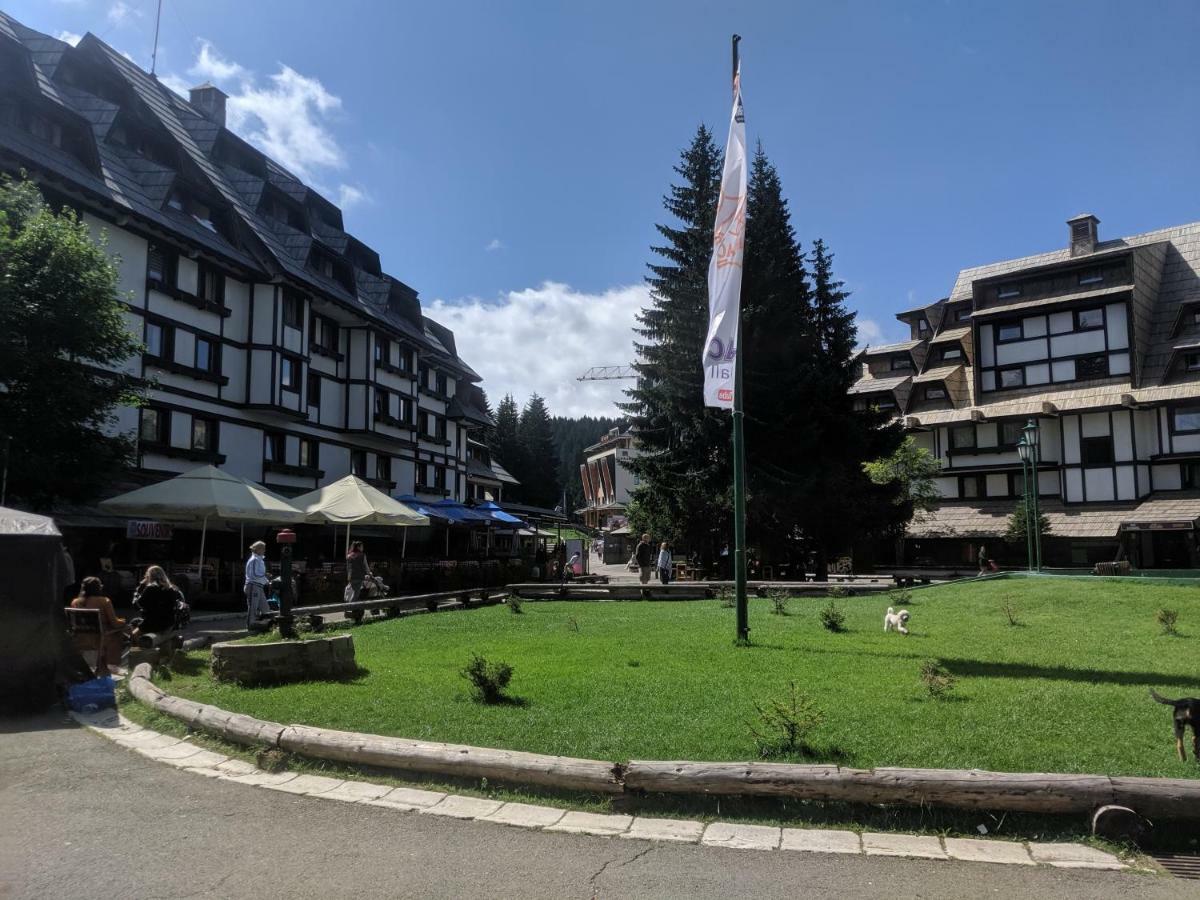 Kopaonik011 Konaci&Woodside Apartments Esterno foto